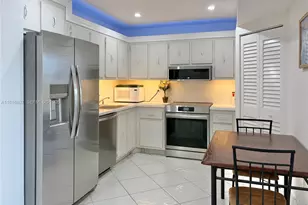 9273 Collins Ave, Surfside, FL 33154 - Photo 9