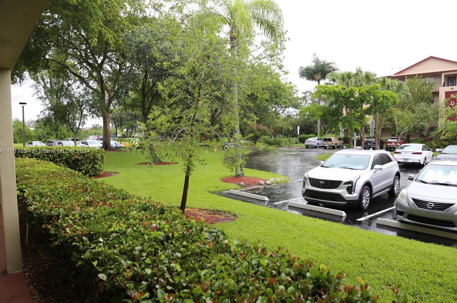 901 128th Ave, Hollywood FL  33027-1990 exterior