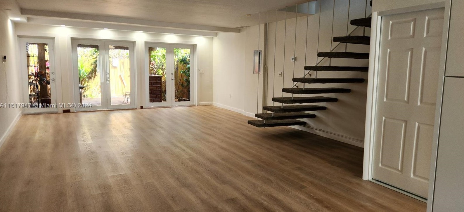 2109 122nd St, Miami FL  33181-2908 exterior