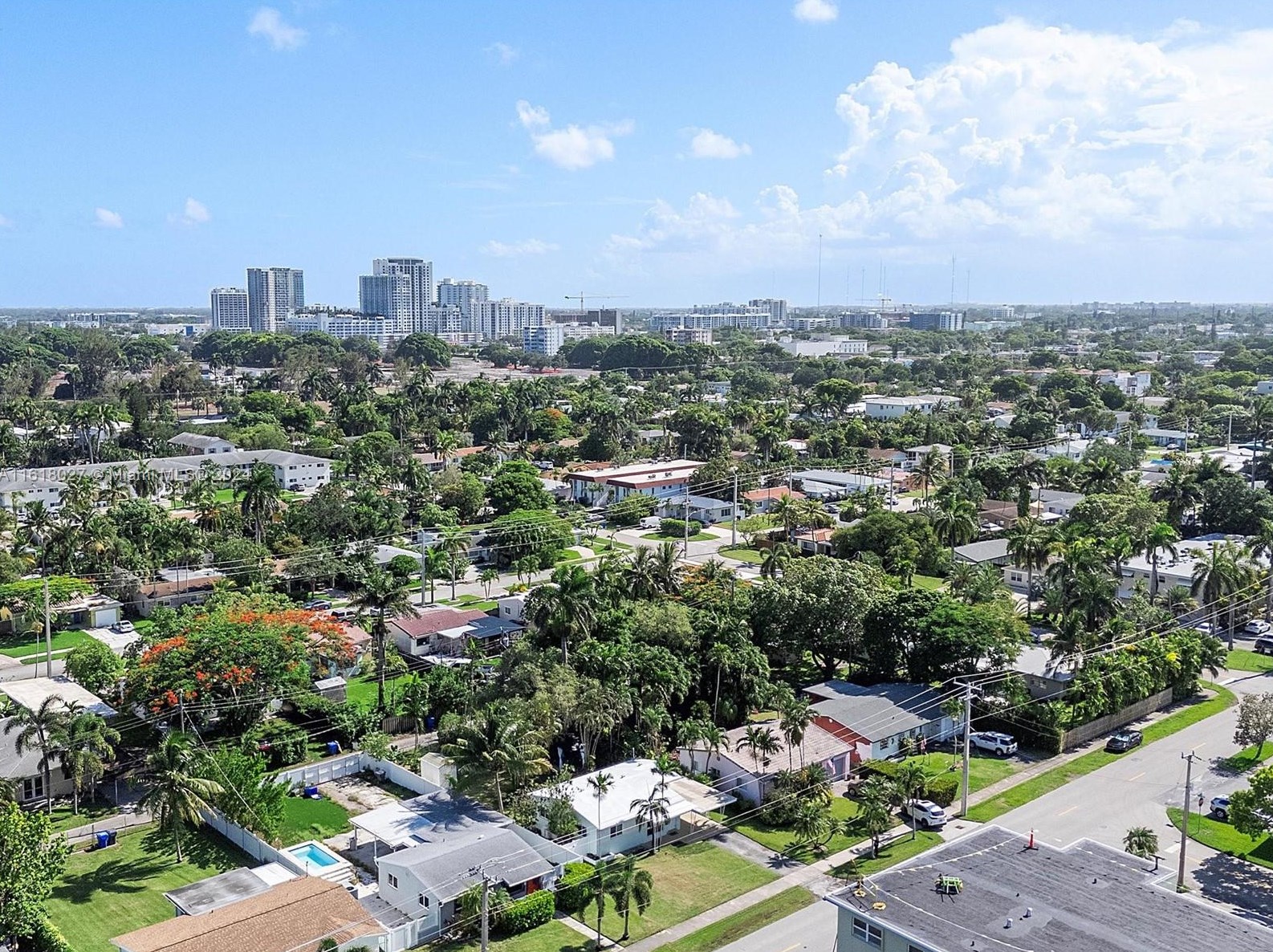 1426 Arthur St, Hollywood FL  33020-3743 exterior