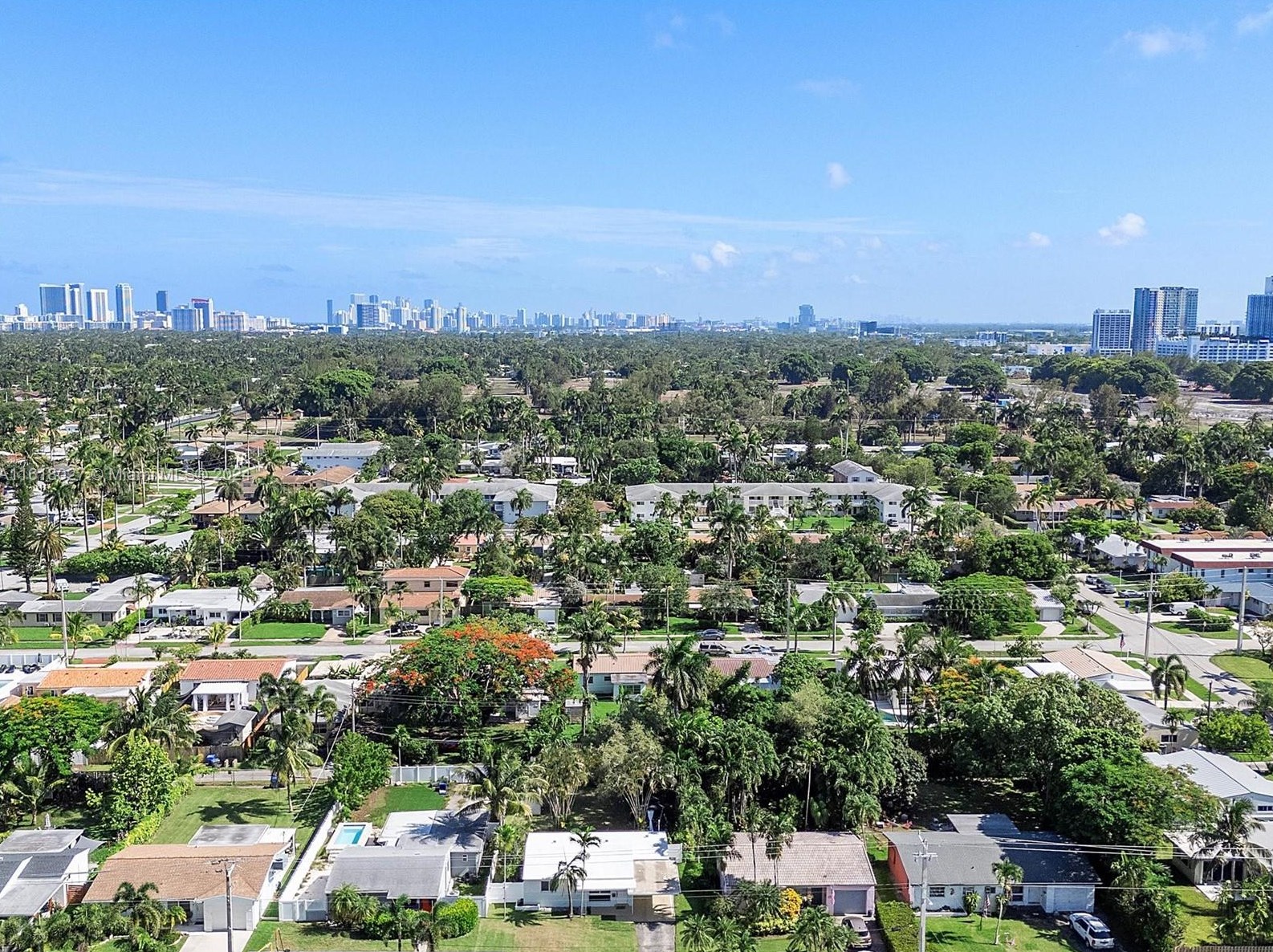 1426 Arthur St, Hollywood FL  33020-3743 exterior