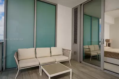 851 NE 1st Ave #4406, Miami, FL 33132 - Photo 3