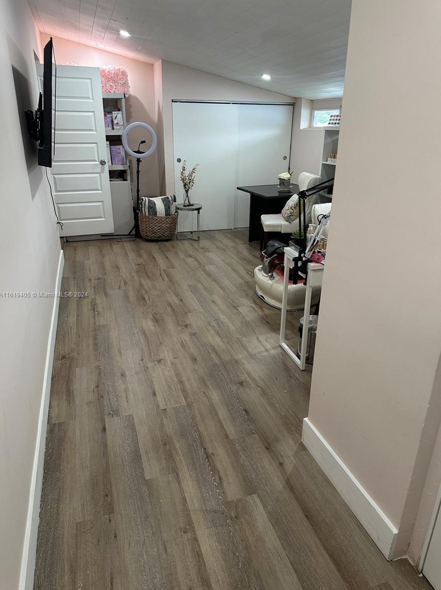 6791 Pershing St, Hollywood FL  33024-1833 exterior