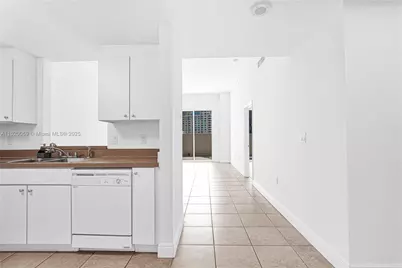 1250 S Miami Ave #812, Miami, FL 33130 - Photo 11