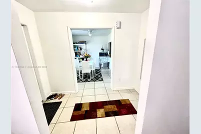 4109 Hayes St, Hollywood, FL 33021 - Photo 7