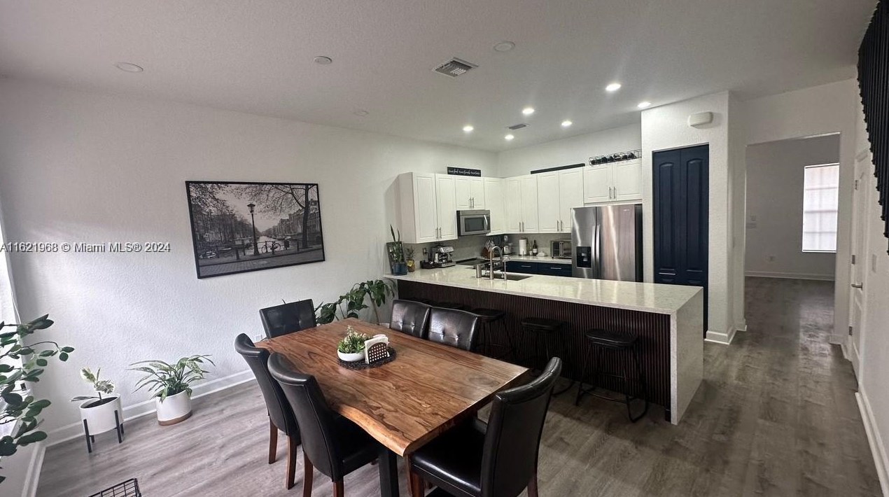 14621 11th St, Hollywood FL  33027-6194 exterior