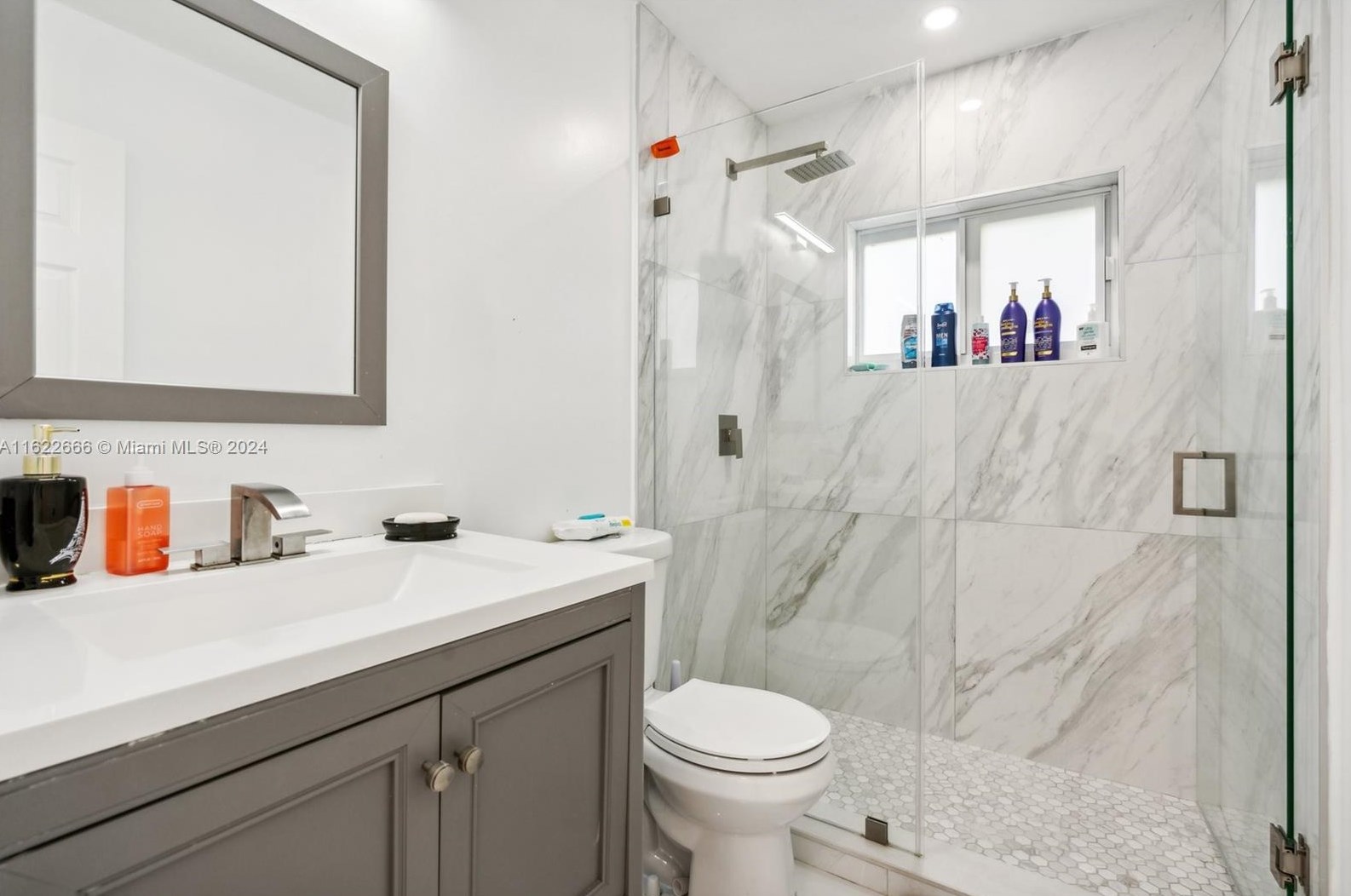 10475 152nd St, Miami FL  33157-1420 exterior