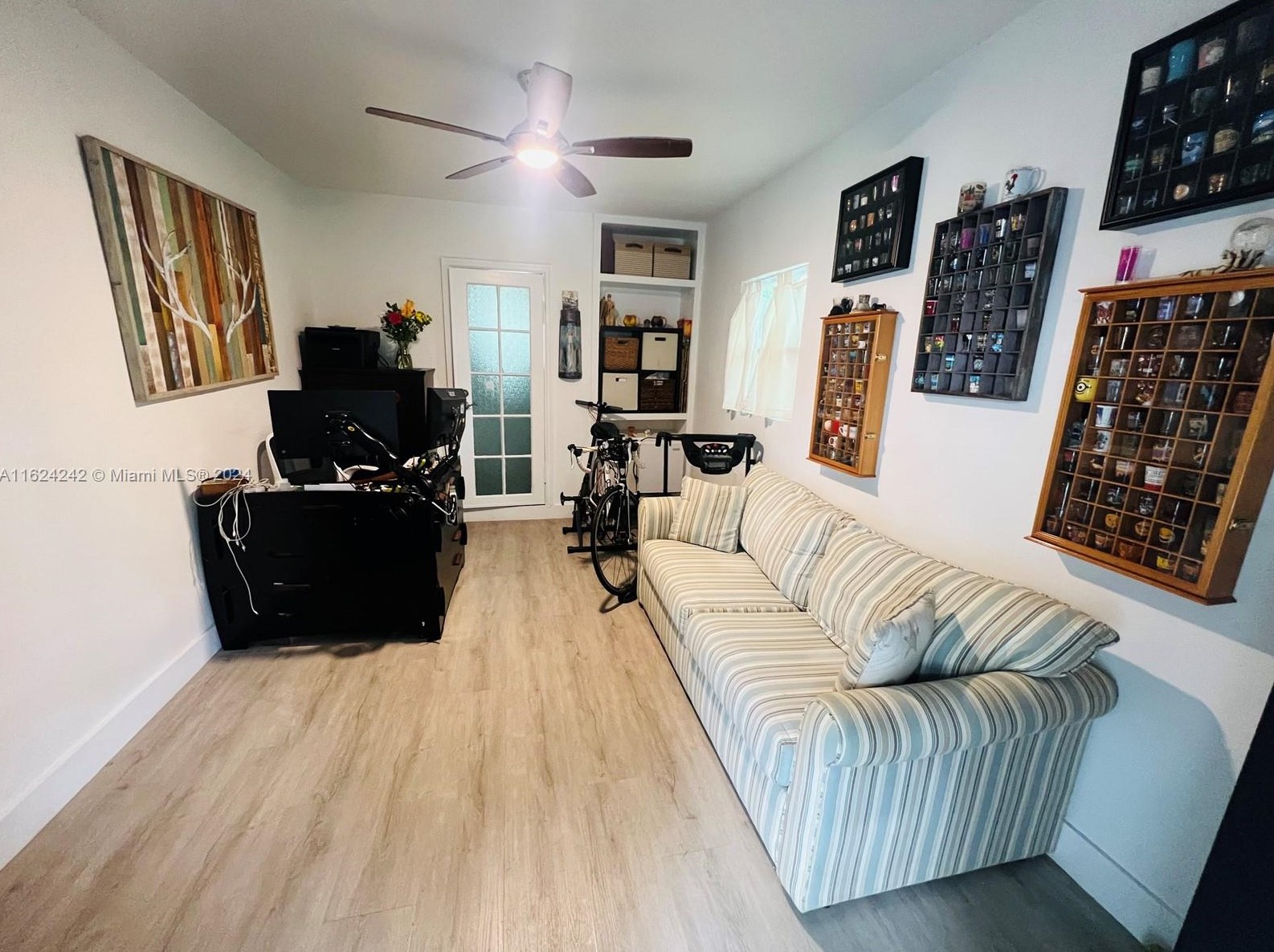 3044 15 St, Miami FL 33125-1924 exterior