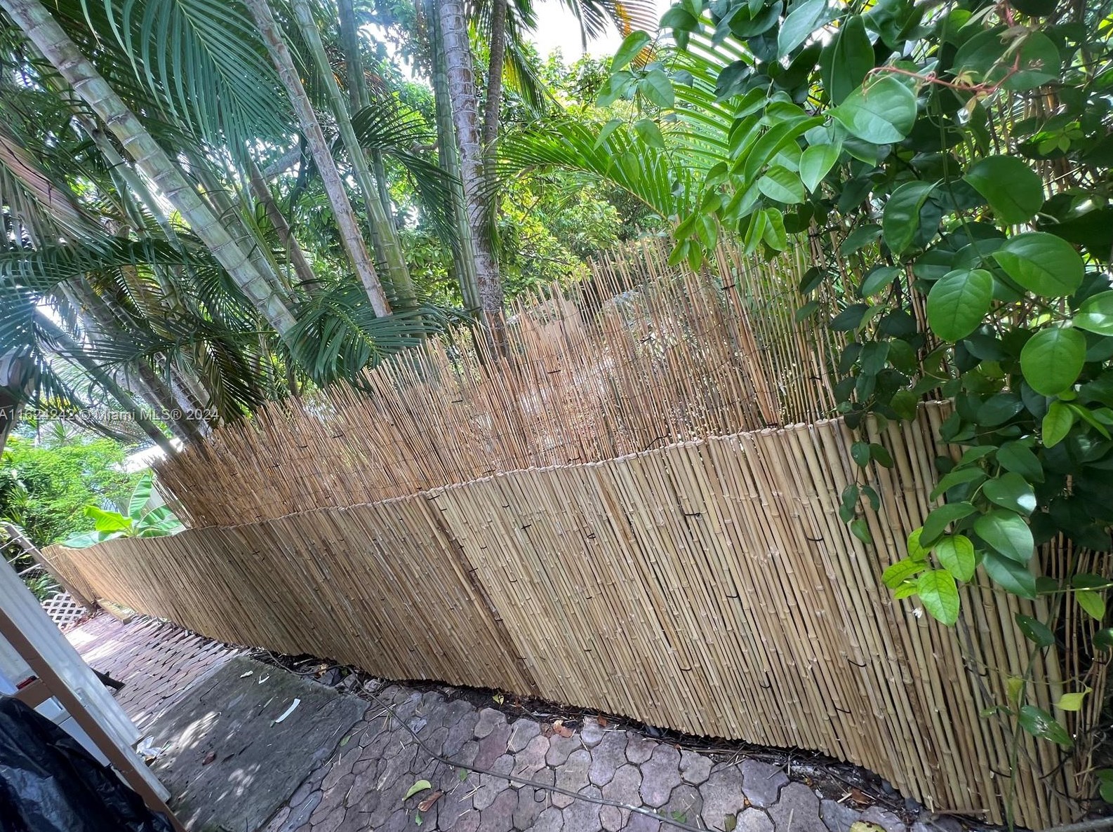 3044 15 St, Miami FL 33125-1924 exterior