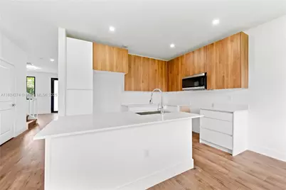 874 SW 1st St, Florida City, FL 33034 - Photo 13