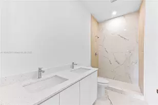 866 SW 1st St, Florida City, FL 33034 - Photo 23