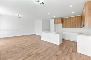 866 SW 1st St, Florida City, FL 33034 - Photo 11