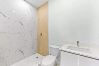 848 SW 1st St, Florida City, FL 33034 - Photo 17