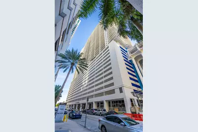 1200 Brickell Bay Dr #4209, Miami, FL 33131 - Photo 47