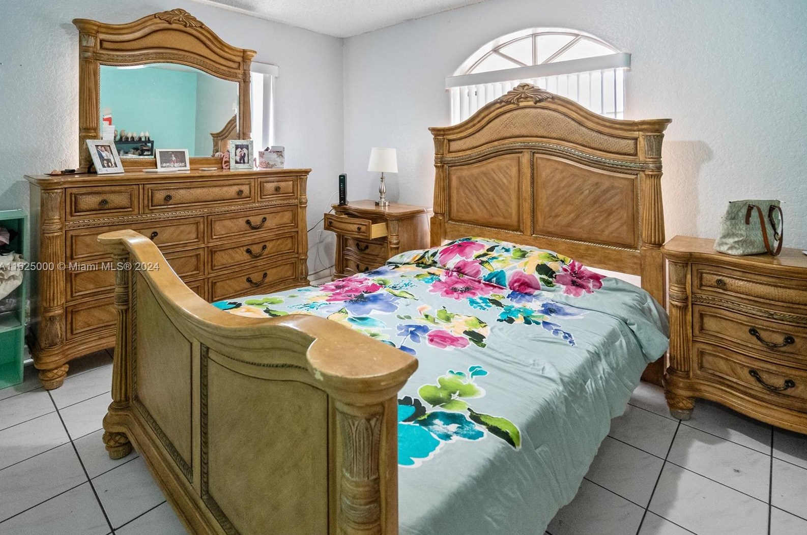 3583 72nd St, Hialeah FL  33018-1711 exterior