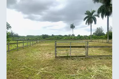 22750 SW 154th Ave, Miami, FL 33170 - Photo 21