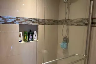 4400 Hillcrest Dr, Hollywood, FL 33021 - Photo 35