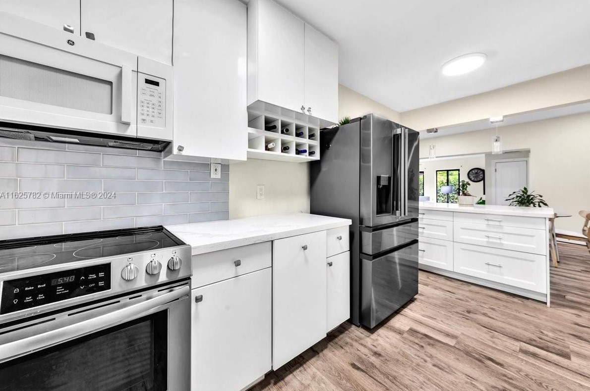 130 127th St, Miami FL 33161-5177 exterior