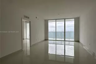 600 NE 27th St, Miami, FL 33137 - Photo 9