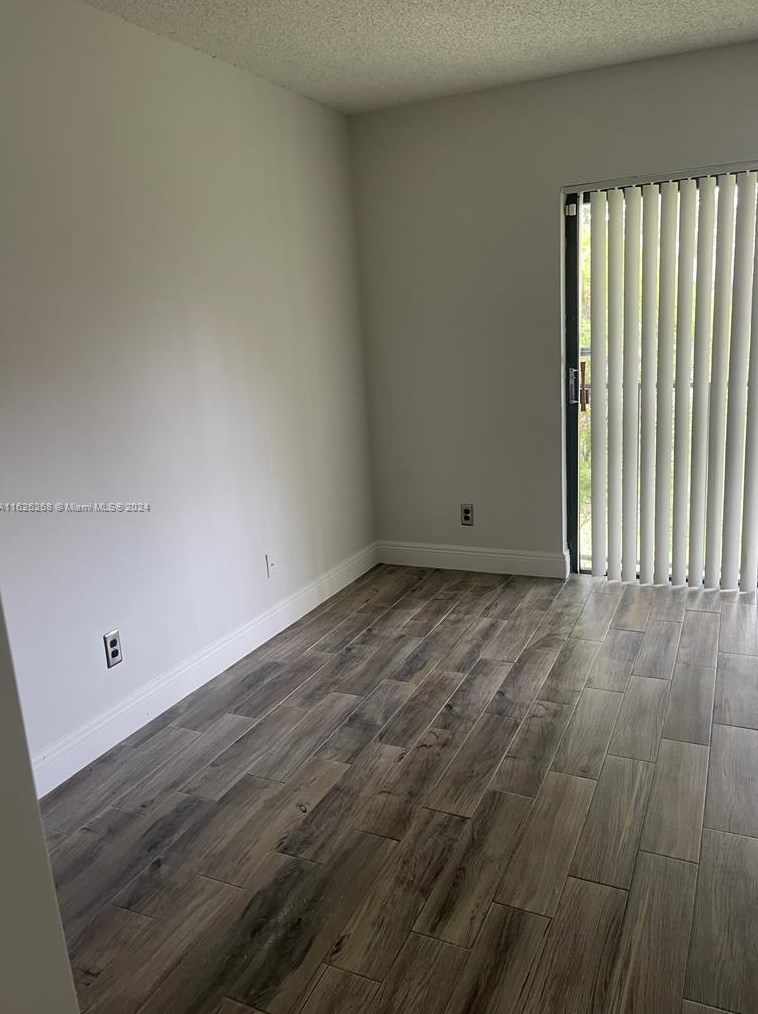 5901 Washington St, Hollywood FL  33023-7435 exterior