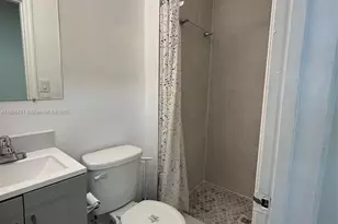 2000 Monroe St, Hollywood, FL 33020 - Photo 13