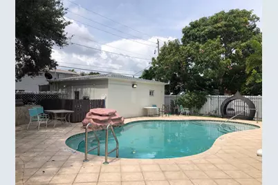 2000 Monroe St #8, Hollywood, FL 33020 - Photo 17