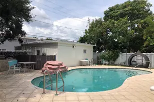 2000 Monroe St, Hollywood, FL 33020 - Photo 17