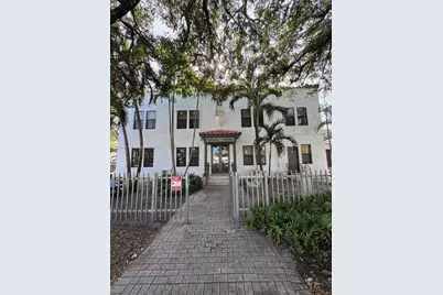 2000 Monroe St #8, Hollywood, FL 33020 - Photo 1