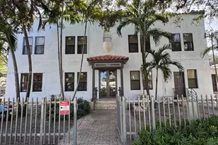 2000 Monroe St, Hollywood, FL 33020 - Photo 1