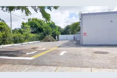 16525 NW 27th Ave, Miami Gardens, FL 33054 - Photo 5