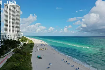 6039 Collins Ave #1728, Miami Beach, FL 33140 - Photo 3