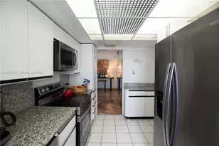 6039 Collins Ave, Miami Beach, FL 33140 - Photo 5