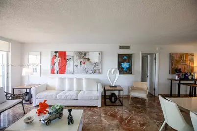 6039 Collins Ave #1728, Miami Beach, FL 33140 - Photo 11