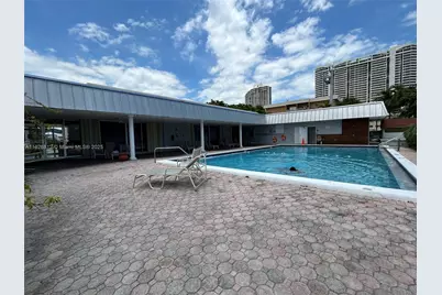 3600 NE 170th St #411, North Miami Beach, FL 33160 - Photo 23