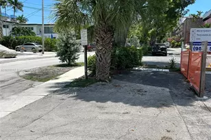 3600 NE 170th St, North Miami Beach, FL 33160 - Photo 29