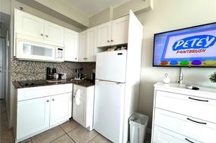 6345 Collins Ave, Miami Beach, FL 33141 - Photo 13