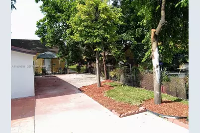 2720 NW 29th St #2720, Miami, FL 33142 - Photo 17