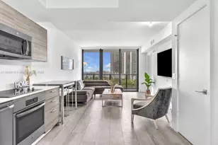 121 NE 34th St, Miami, FL 33137 - Photo 13