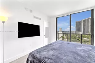 121 NE 34th St, Miami, FL 33137 - Photo 19