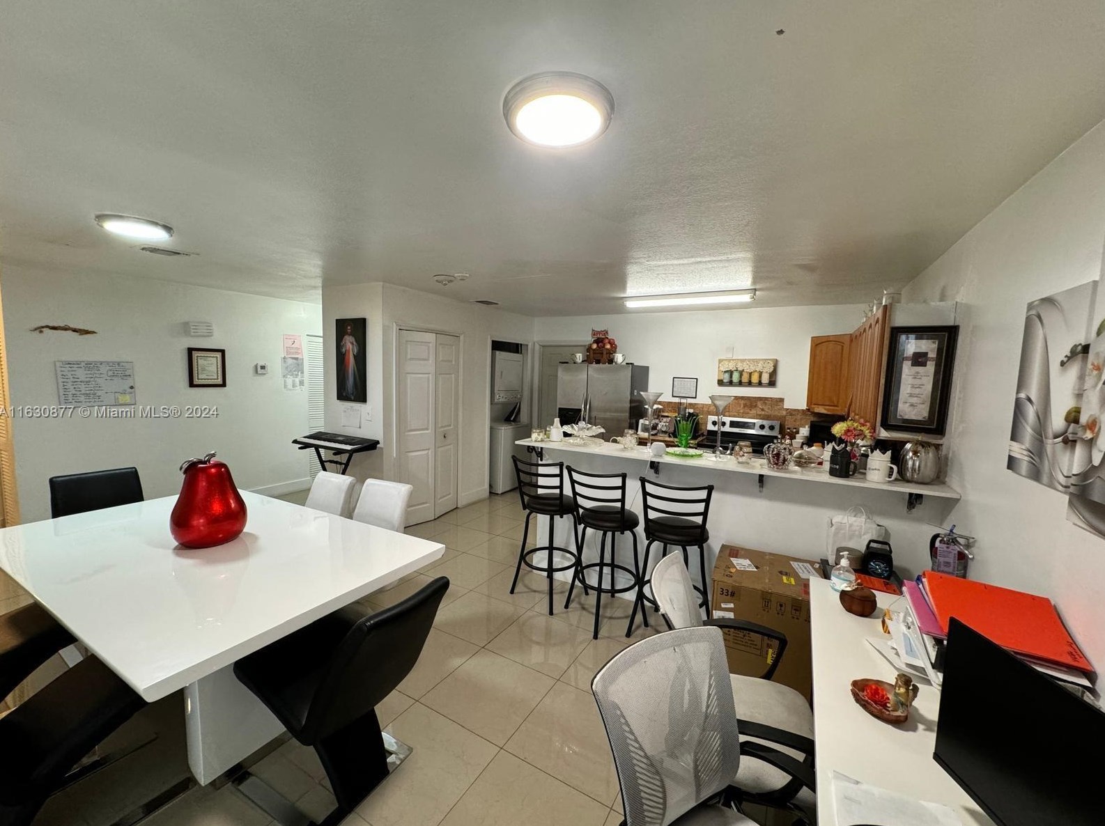 952 136 Pl, Miami FL 33175-1043 exterior