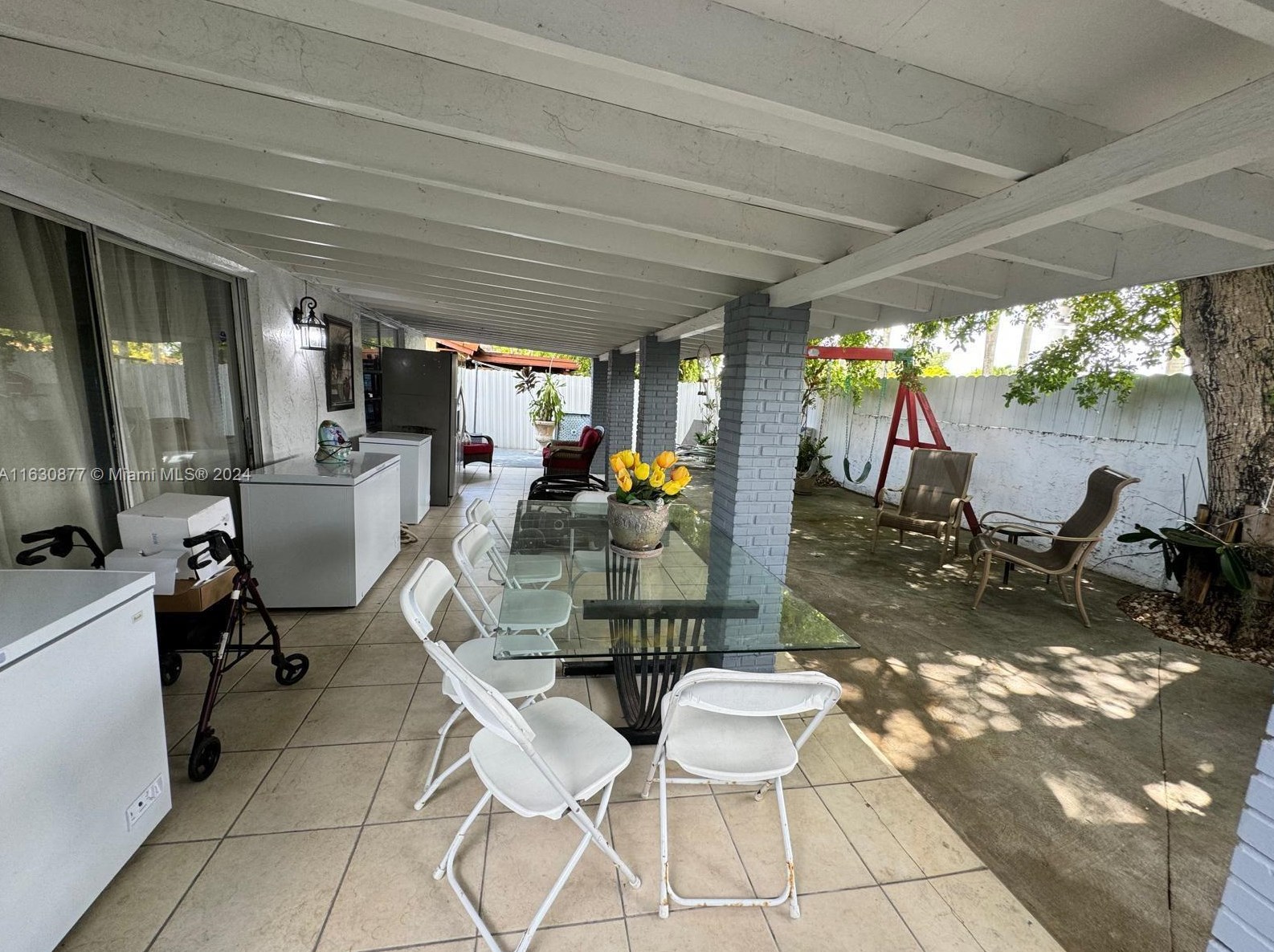 952 136 Pl, Miami FL 33175-1043 exterior