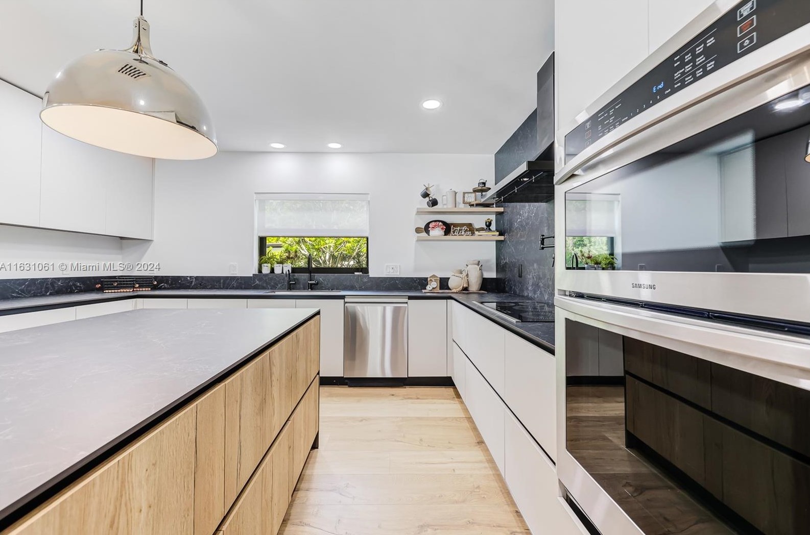 10900 128 St, Miami FL 33186-5405 exterior