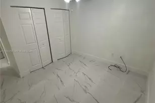 324 E 34th St, Hialeah, FL 33013 - Photo 25
