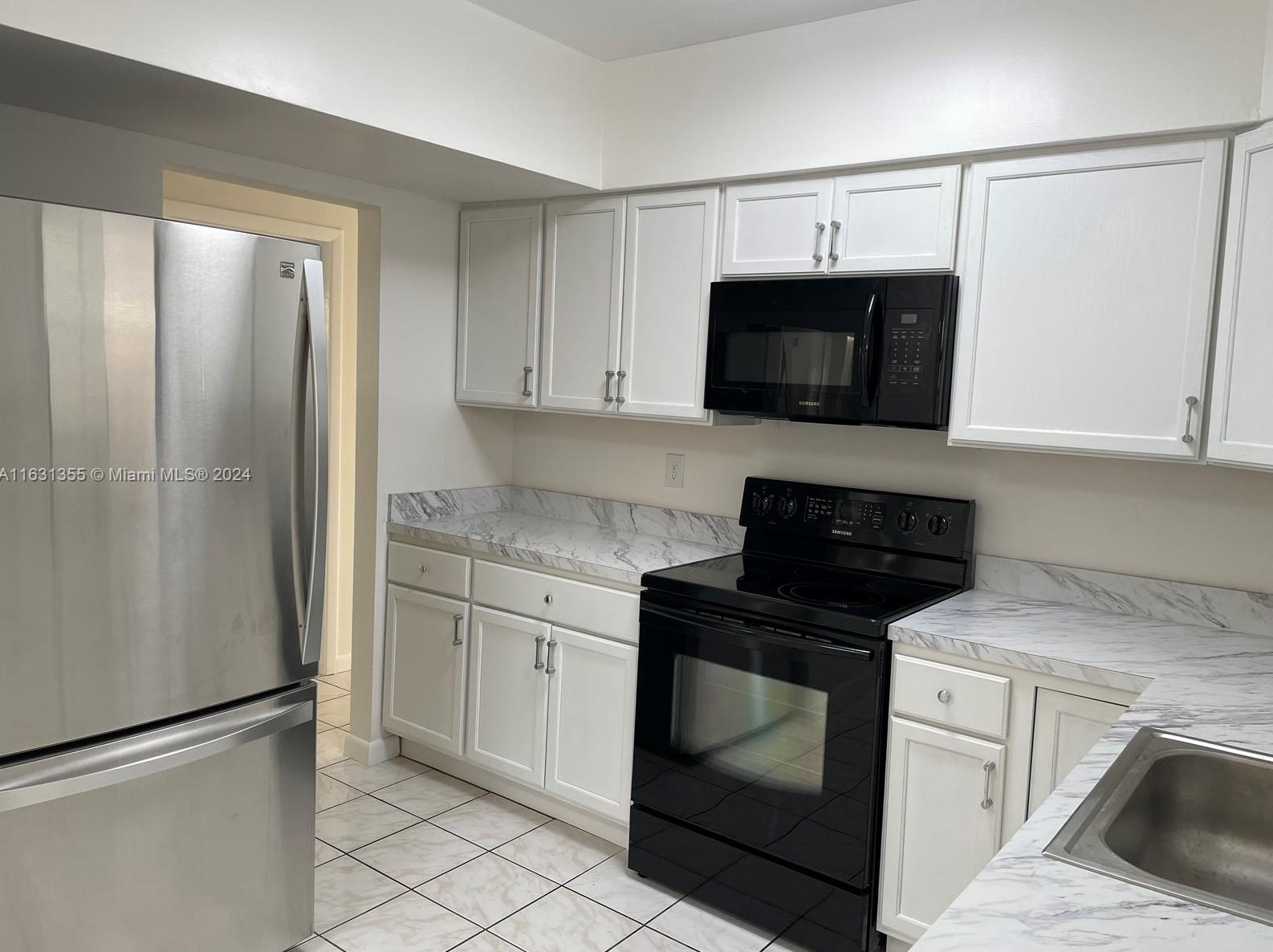 1778 174th St, Miami FL  33162-1542 exterior