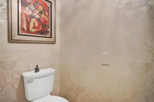 21050 Point Pl, Aventura, FL 33180 - Photo 37