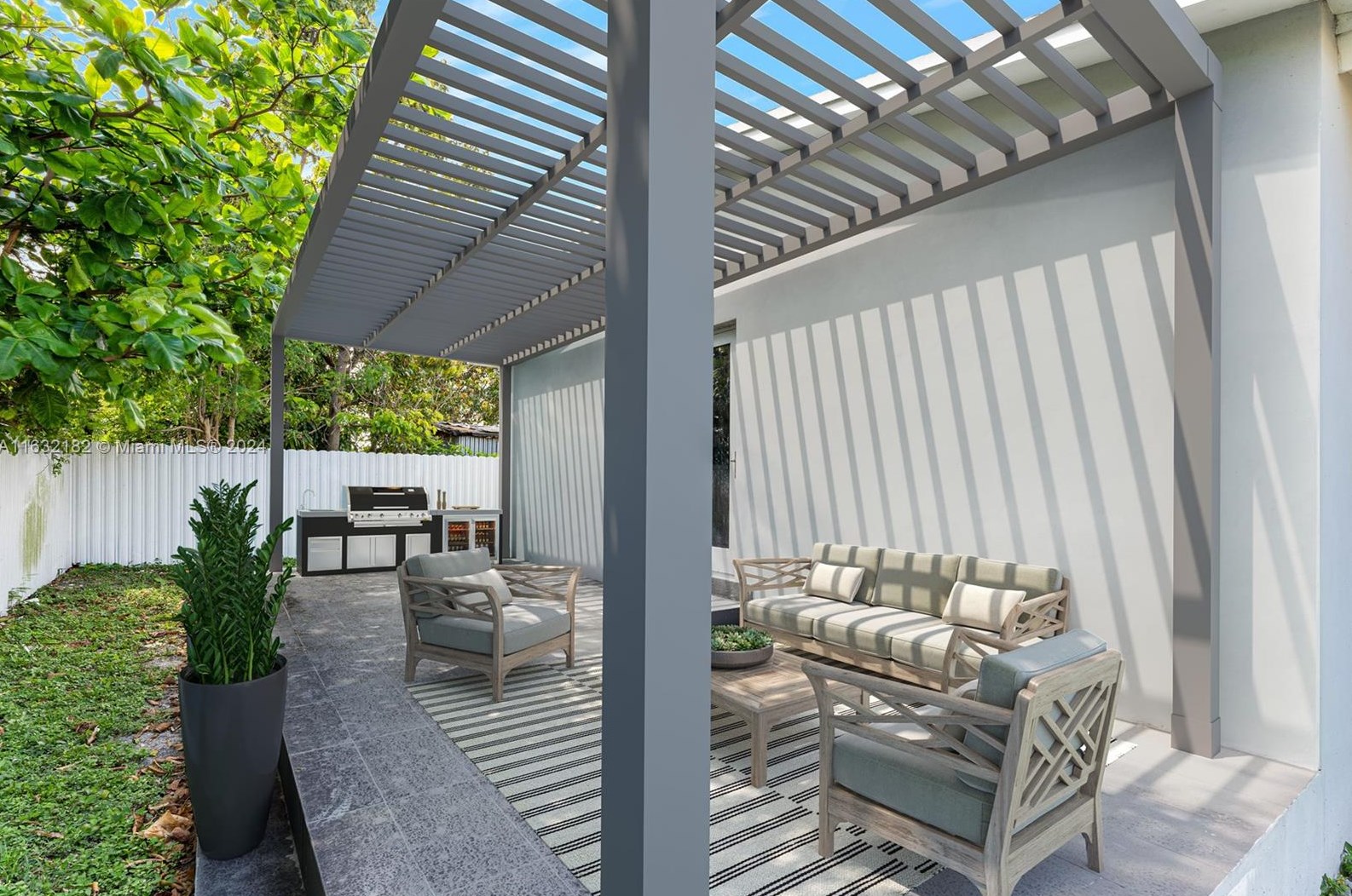 800 67th St, Miami FL 33150-4141 exterior