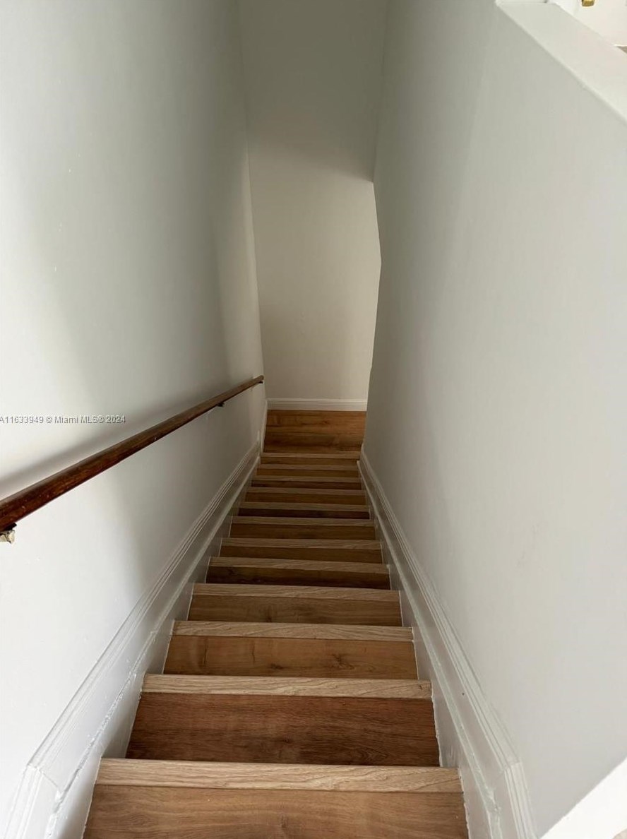 1244 5th St, Miami FL  33135-4006 exterior