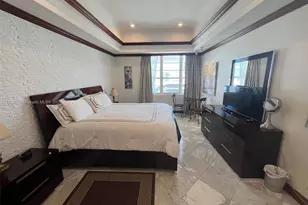 100 Lincoln Rd, Miami Beach, FL 33139 - Photo 17