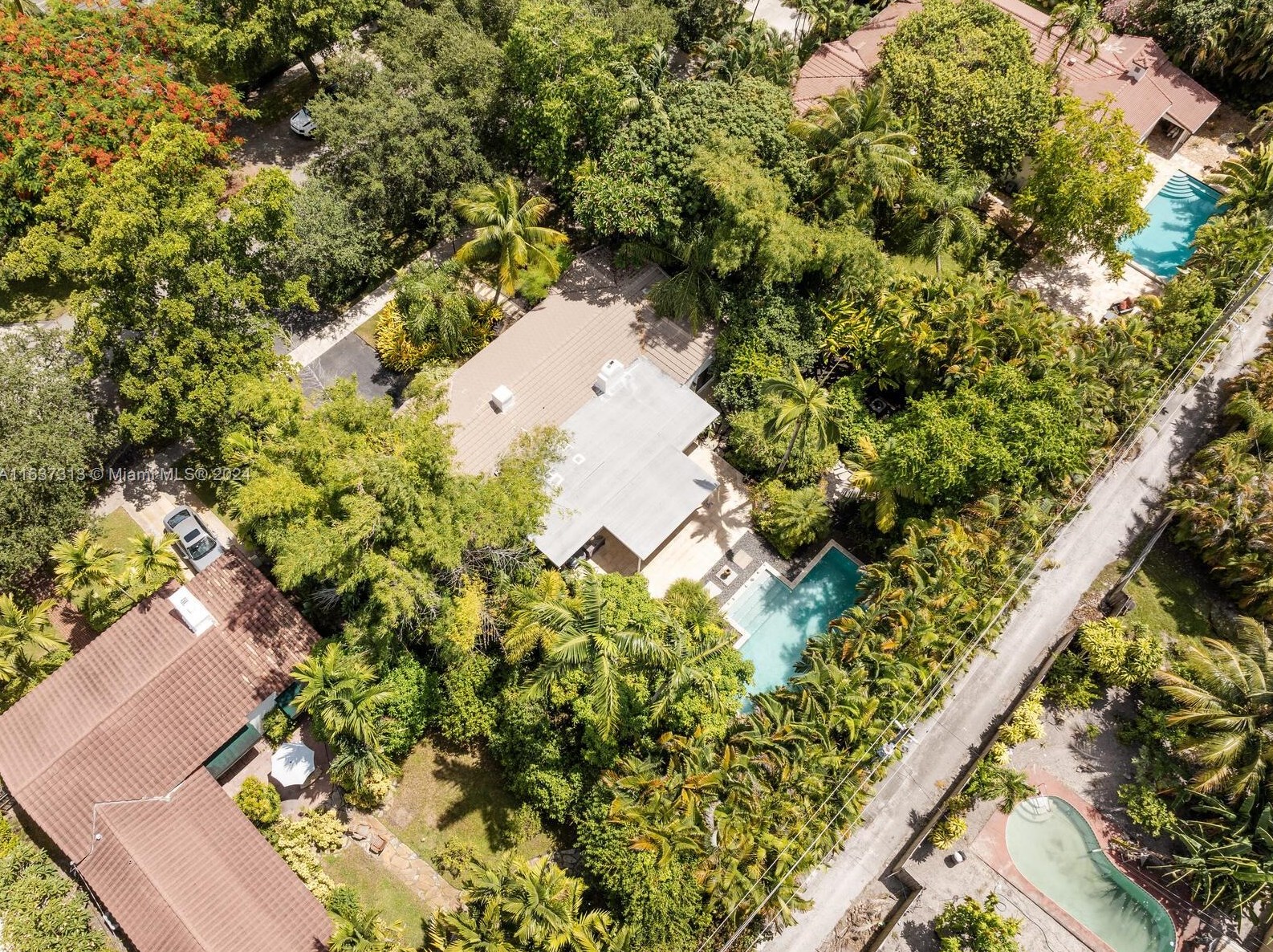 70 94th St, Miami FL  33138-2820 exterior