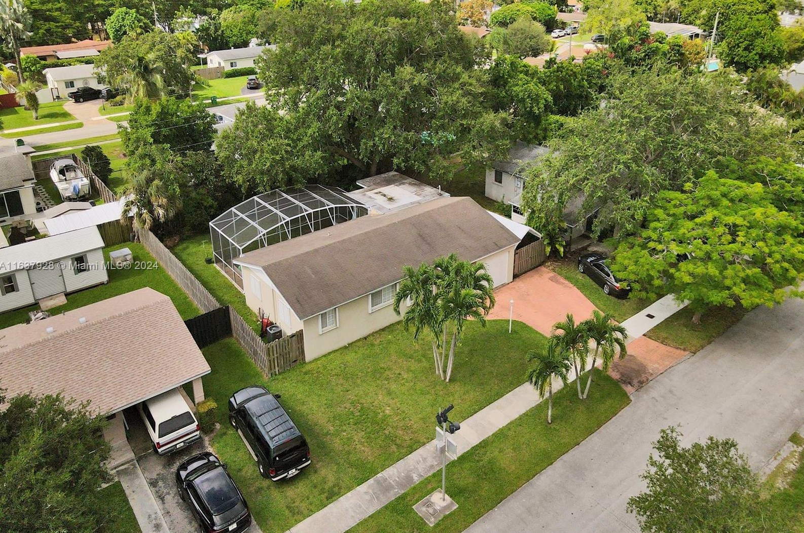 8800 190 St, Miami FL 33157-7929 exterior